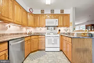 939 Grand Blvd, Warrington, PA 18976 - Photo 9