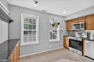 61 Constitution Ave, Doylestown, PA 18901 - Photo 7