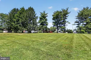 1212 Wedgewood Dr, Warminster, PA 18974 - Photo 23