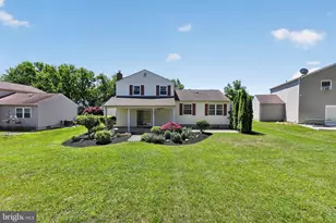1212 Wedgewood Dr, Warminster, PA 18974 - Photo 41