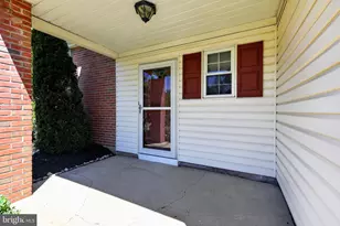 1212 Wedgewood Dr, Warminster, PA 18974 - Photo 3