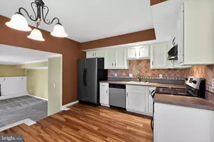 1212 Wedgewood Dr, Warminster, PA 18974 - Photo 13