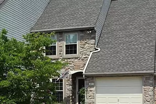 105 Larkspur Ct, Chalfont, PA 18914 - Photo 3