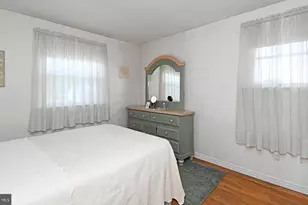 1443 Hampton Ln, Warminster, PA 18974 - Photo 13