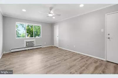 26 Park Avenue #B20, Chalfont, PA 18914 - Photo 5