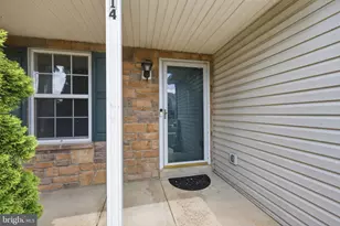 314 Cedar Waxwing Dr, Warrington, PA 18976 - Photo 3