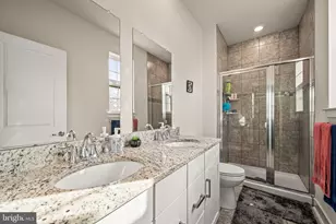 134 Easton St, Bensalem, PA 19020 - Photo 27