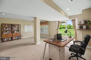 327 W Boulder Dr, Chalfont, PA 18914 - Photo 25