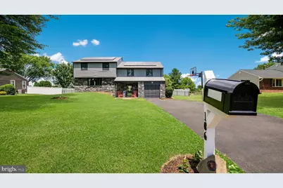 106 Cedarbrook Drive, Southampton, PA 18966 - Photo 3