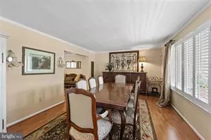487 Cambridge Ln, Newtown, PA 18940 - Photo 5