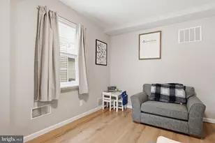 214 Washington St, Morrisville, PA 19067 - Photo 11