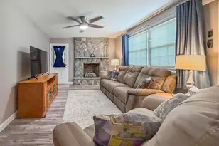 735 Ross Dr, Feasterville-Trevose, PA 19053 - Photo 5
