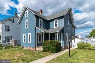 39 S 9th St, Quakertown, PA 18951 - Photo 5