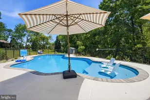 16 Jennifer Ln, Churchville, PA 18966 - Photo 9