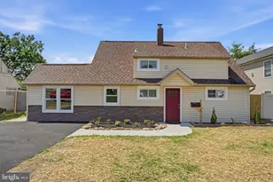 75 Ivy Hill Rd, Levittown, PA 19057 - Photo 1