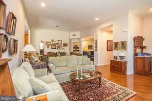 29 Shady Brook Dr, Langhorne, PA 19047 - Photo 9