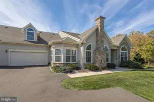29 Shady Brook Dr, Langhorne, PA 19047 - Photo 3