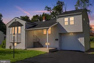 110 Elmwood Ave, Feasterville-Trevose, PA 19053 - Photo 1