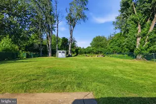 110 Elmwood Ave, Feasterville-Trevose, PA 19053 - Photo 21