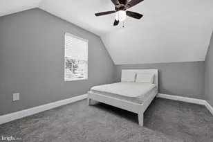 60 Pine Needle Rd, Levittown, PA 19056 - Photo 25