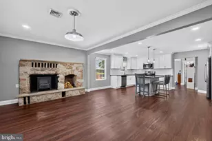 60 Pine Needle Rd, Levittown, PA 19056 - Photo 7