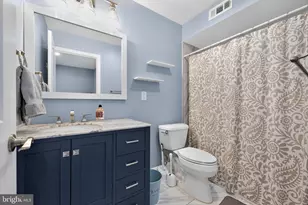 60 Pine Needle Rd, Levittown, PA 19056 - Photo 21