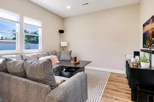 27 Bittersweet Rd, Levittown, PA 19057 - Photo 15