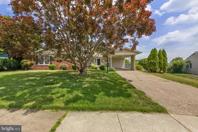 8 Marigold Circle, Levittown, PA 19054 - Photo 3