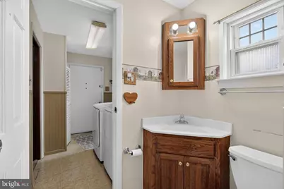 8 Marigold Circle, Levittown, PA 19054 - Photo 29