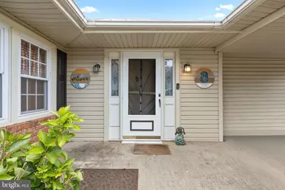 8 Marigold Circle, Levittown, PA 19054 - Photo 5
