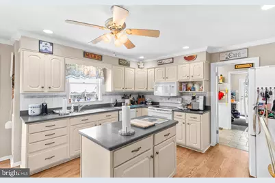 733 Birch Avenue, Penndel, PA 19047 - Photo 7
