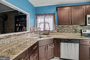 3508 Carnarvon Ave, Bristol, PA 19007 - Photo 17