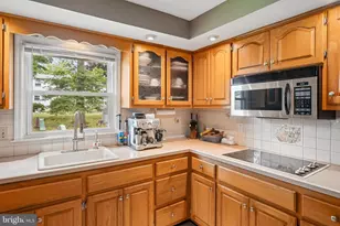162 Walton Dr, Morrisville, PA 19067 - Photo 17
