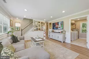 69 New School Ln, Levittown, PA 19054 - Photo 5