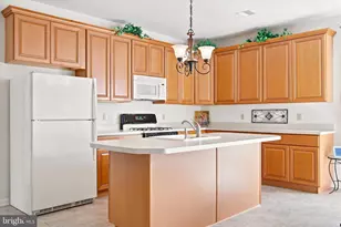 1146 Creekside Ln, Quakertown, PA 18951 - Photo 9