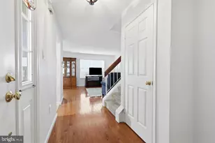 254 Sequoia Dr, Newtown, PA 18940 - Photo 5