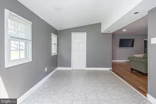 11 High Rd, Levittown, PA 19056 - Photo 15