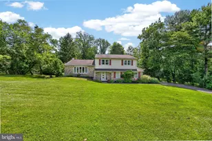 4 Far View Rd, Chalfont, PA 18914 - Photo 1