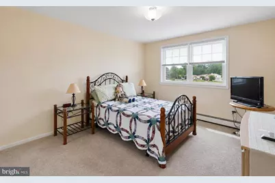4674 Sunrise Avenue, Bensalem, PA 19020 - Photo 33