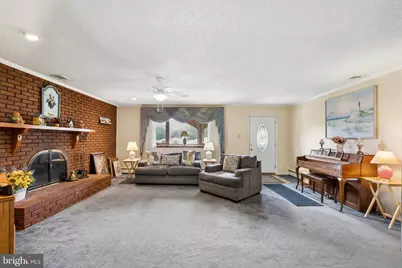 4674 Sunrise Avenue, Bensalem, PA 19020 - Photo 5