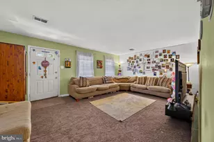 85 Stonegate Village, Quakertown, PA 18951 - Photo 7