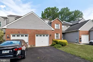 549 Princeton Ct, Bensalem, PA 19020 - Photo 5