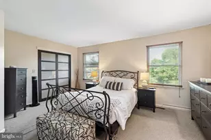 549 Princeton Ct, Bensalem, PA 19020 - Photo 25