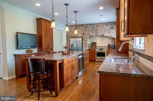 4502 Scenic View Cir, Doylestown, PA 18902 - Photo 17