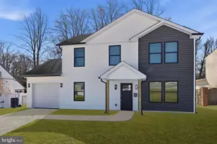 29 Rocky Pool Ln, Levittown, PA 19055 - Photo 1