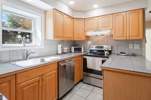 1915 Grand Ave, Feasterville-Trevose, PA 19053 - Photo 15