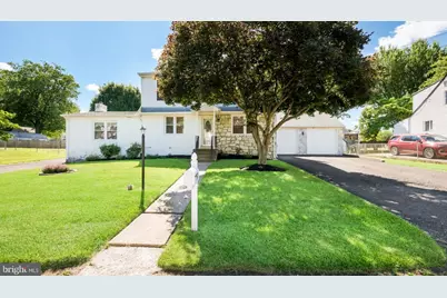 1915 Grand Avenue, Feasterville-Trevose, PA 19053 - Photo 3