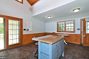 381 Holland Rd, Holland, PA 18966 - Photo 19