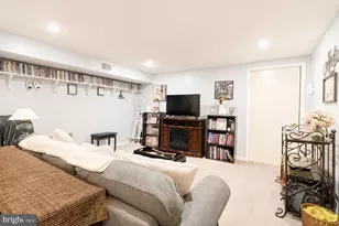 5161 Euston Ct, Bensalem, PA 19020 - Photo 43