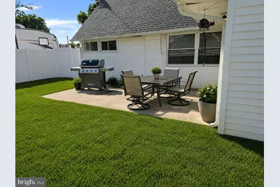 43 Northpark Drive, Levittown, PA 19054 - Photo 13